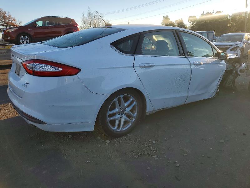Photo 3 from auction – 2014 FORD FUSION SE with VIN 3FA6P0HD3ER115489