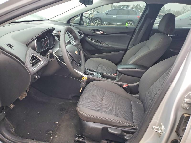 Photo 7 from auction – 2019 CHEVROLET CRUZE LT with VIN 1G1BE5SM2K7117346