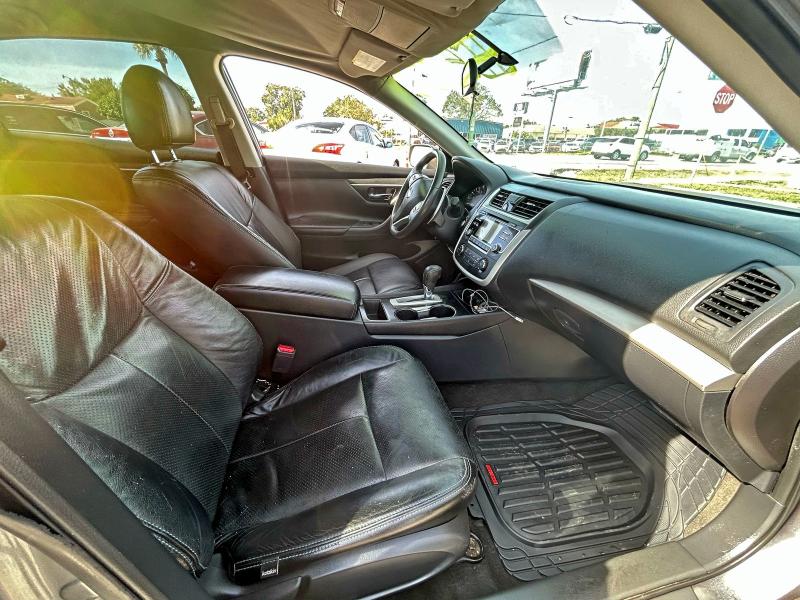 Photo 5 from auction – 2017 NISSAN ALTIMA 2.5 with VIN 1N4AL3AP7HC162023