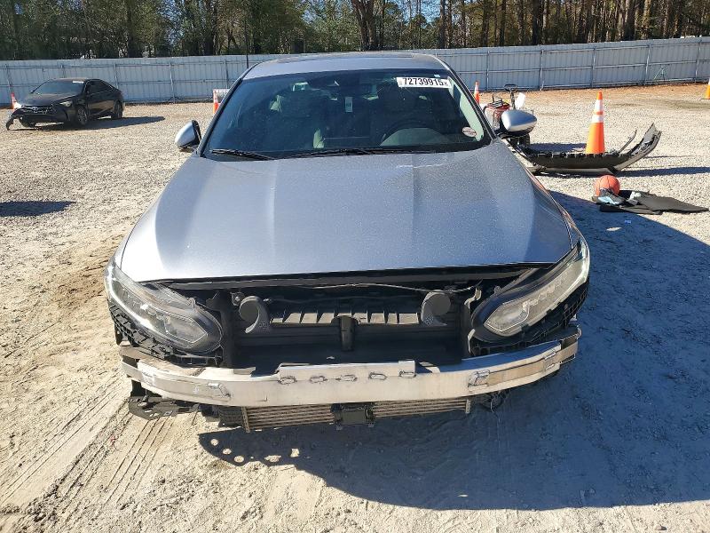 Photo 5 from auction – 2020 HONDA ACCORD with VIN 1HGCV1F57LA080338