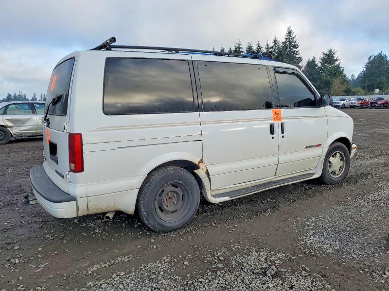 Photo 3 from auction – 2001 CHEVROLET ASTRO with VIN 1GNEL19W11B110904