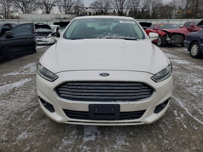 Photo 5 from auction – 2016 FORD FUSION SE with VIN 3FA6P0HD0GR300473