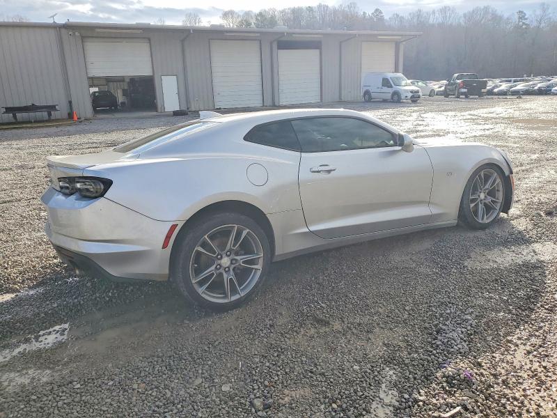 Photo 3 from auction – 2019 CHEVROLET CAMARO LS with VIN 1G1FB1RS4K0124265
