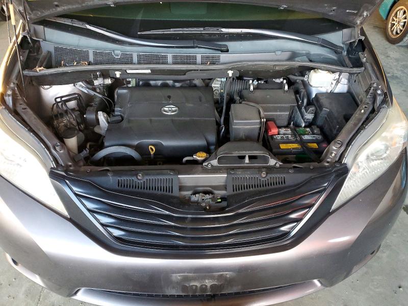 Photo 12 from auction – 2011 TOYOTA SIENNA with VIN 5TDZK3DC0BS075370
