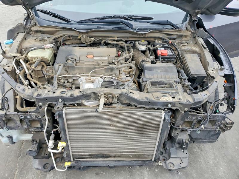 Photo 11 from auction – 2017 HONDA CIVIC LX with VIN 2HGFC2F55HH533079
