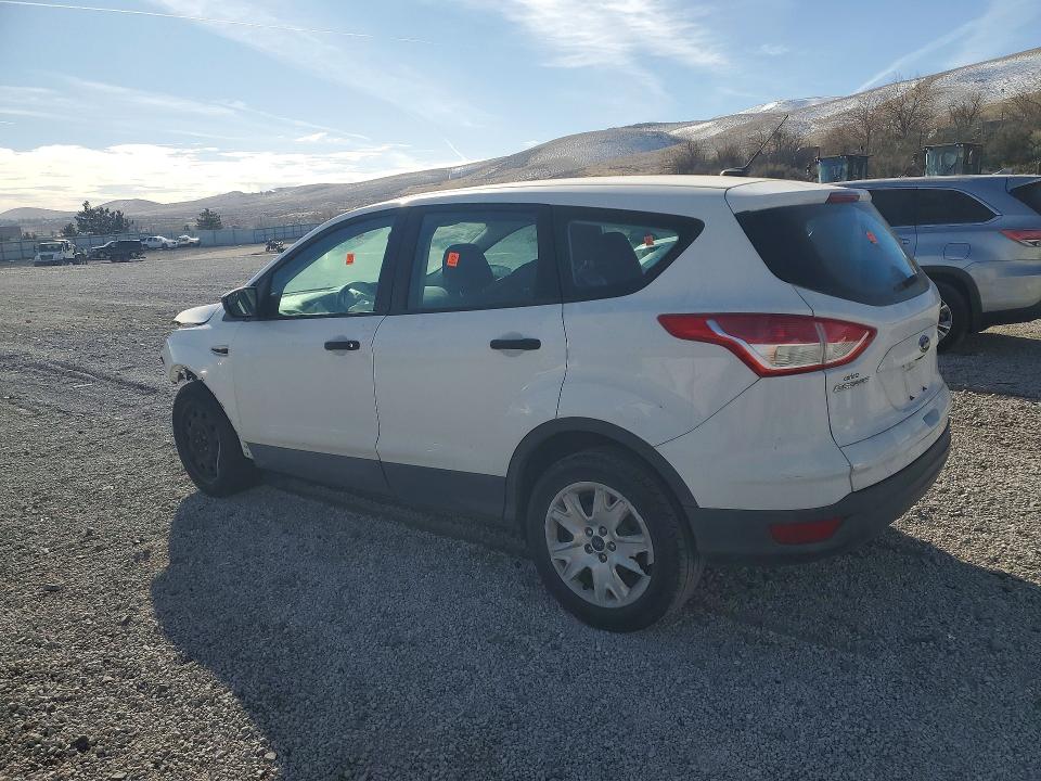 Photo 2 from auction – 2014 FORD ESCAPE with VIN 1FMCU0F71EUC00953