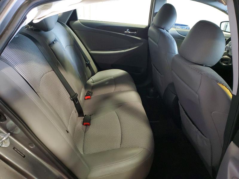 Photo 10 from auction – 2012 HYUNDAI SONATA SE with VIN 5NPEC4AB0CH420496