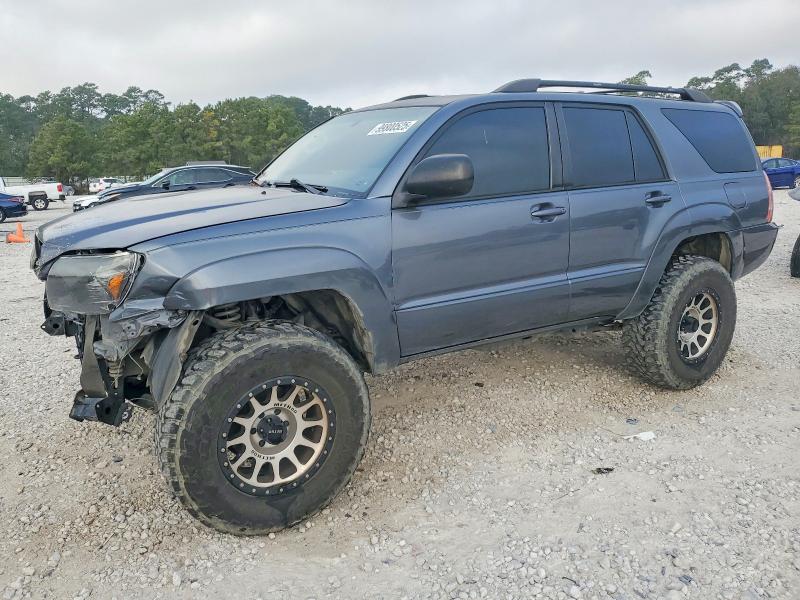TOYOTA 4RUNNER SR 2005 with VIN JTEZU14R050061622 - Photo from auction