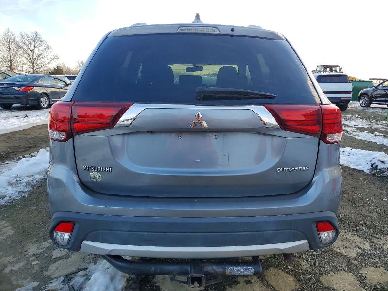 Photo 6 from auction – 2017 MITSUBISHI OUTLANDER with VIN JA4AD2A34HZ031475