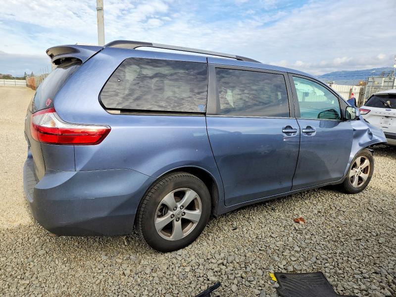 Photo 3 from auction – 2015 TOYOTA SIENNA with VIN 5TDKK3DC0FS571759
