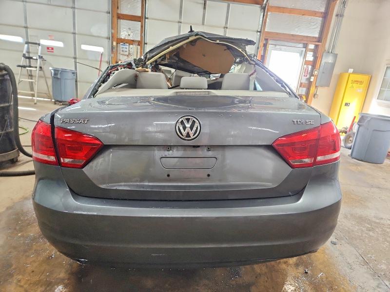 Photo 6 from auction – 2014 VOLKSWAGEN PASSAT with VIN 1VWBN7A36EC110761