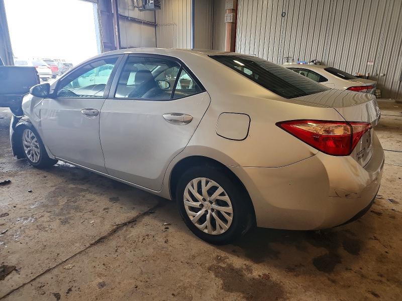 Photo 2 from auction – 2018 TOYOTA COROLLA with VIN 5YFBURHE9JP815337