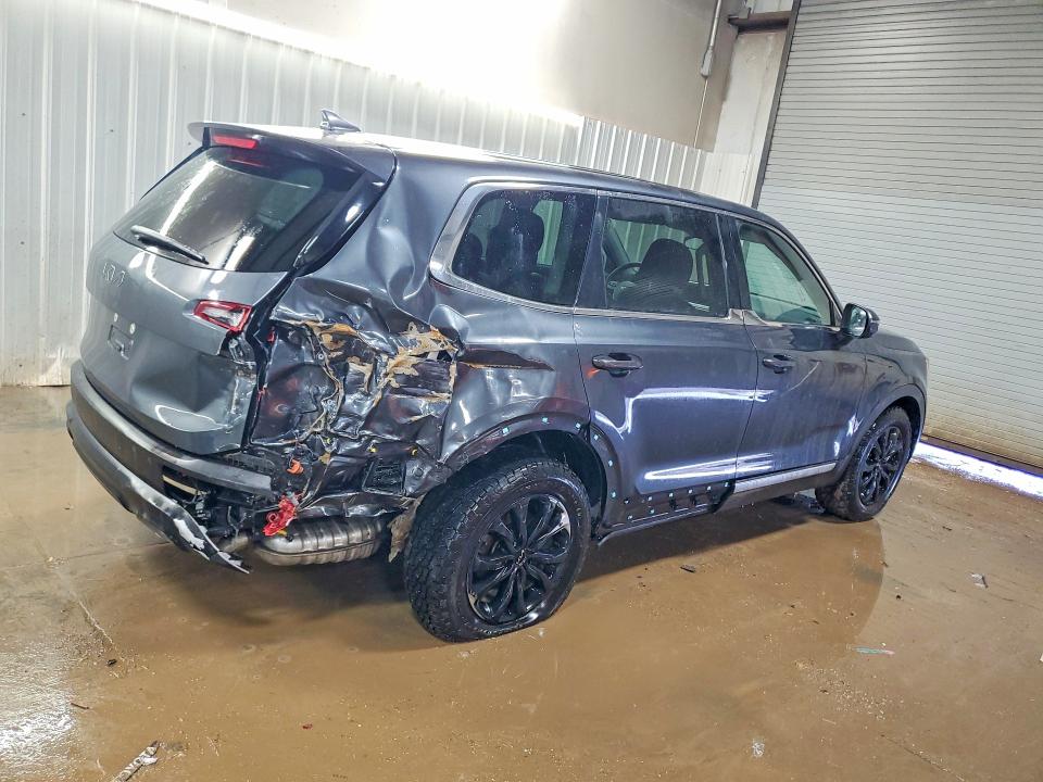 Photo 3 from auction – 2022 KIA TELLURIDE with VIN 5XYP2DHC6NG213342