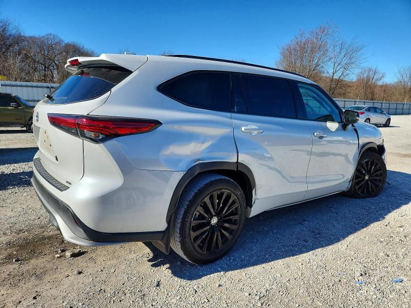 Photo 3 from auction – 2023 TOYOTA HIGHLANDER with VIN 5TDKDRAH1PS006399