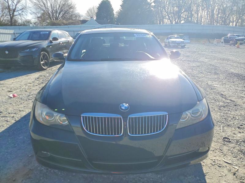 Photo 5 from auction – 2006 BMW 330 I with VIN WBAVB33586PS15809