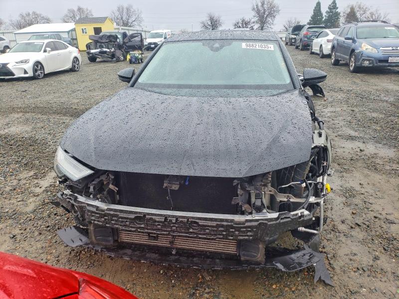 Photo 5 from auction – 2019 AUDI A6 PRESTIG with VIN WAUM2AF25KN107784