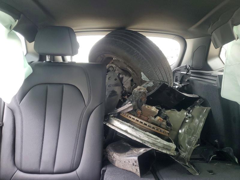 Photo 10 from auction – 2021 BMW X5 with VIN 5UXCR4C06M9G00840