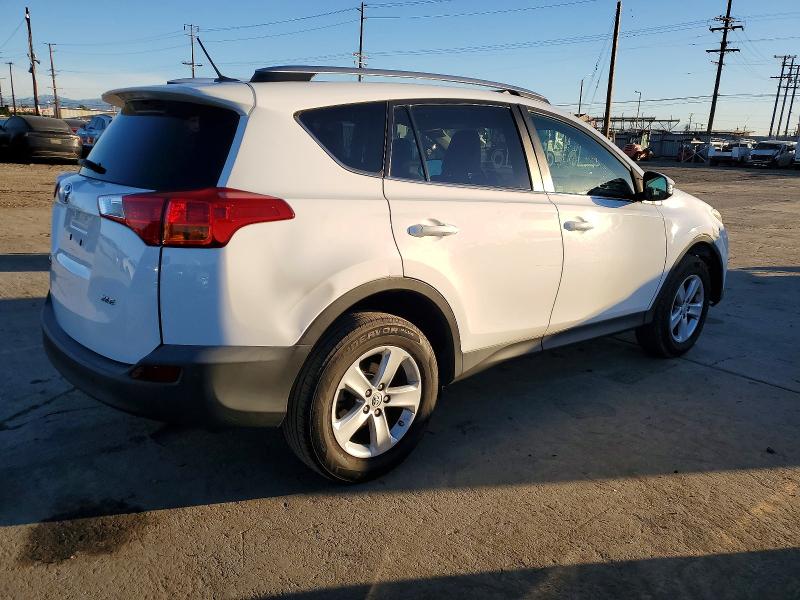 Photo 3 from auction – 2013 TOYOTA RAV4 XLE with VIN 2T3WFREV9DW012442