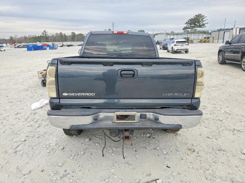 Photo 6 from auction – 2004 CHEVROLET SILVERADO with VIN 2GCEK19T741145419