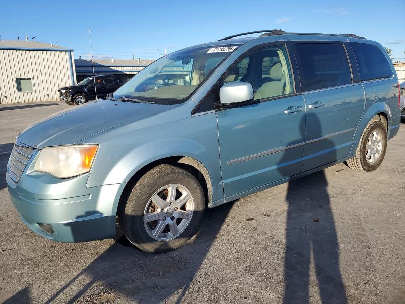 CHRYSLER TOWN & COU 2010 with VIN 2A4RR5D16AR492726 - Photo from auction