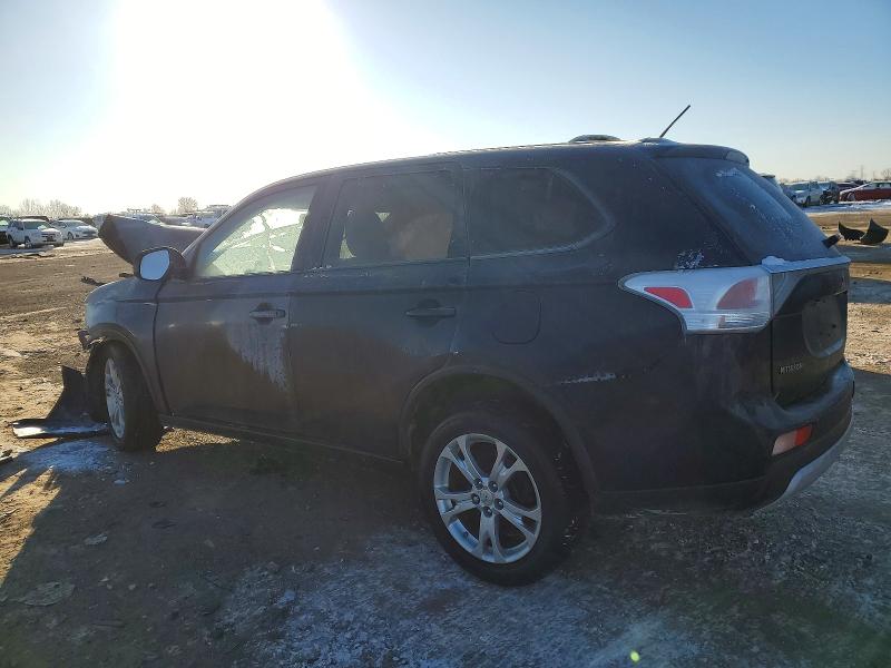 Photo 2 from auction – 2015 MITSUBISHI OUTLANDER with VIN JA4AZ3A30FZ010353