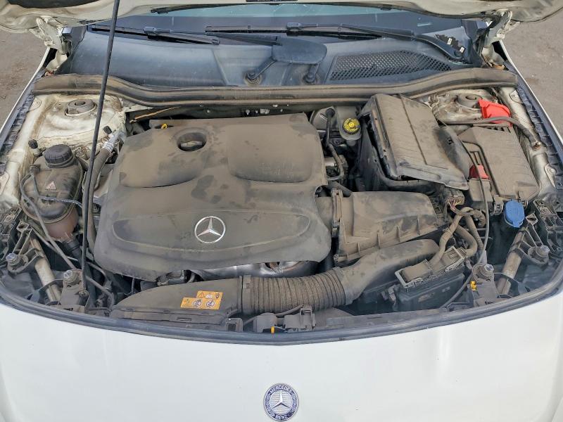 Photo 11 from auction – 2017 MERCEDES-BENZ CLA with VIN WDDSJ4EB4HN468695