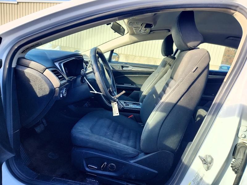 Photo 7 from auction – 2017 FORD FUSION with VIN 3FA6P0H76HR355537