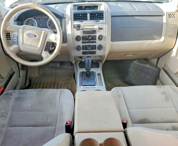 Photo 8 from auction – 2011 FORD ESCAPE XLT with VIN 1FMCU0D74BKA37676
