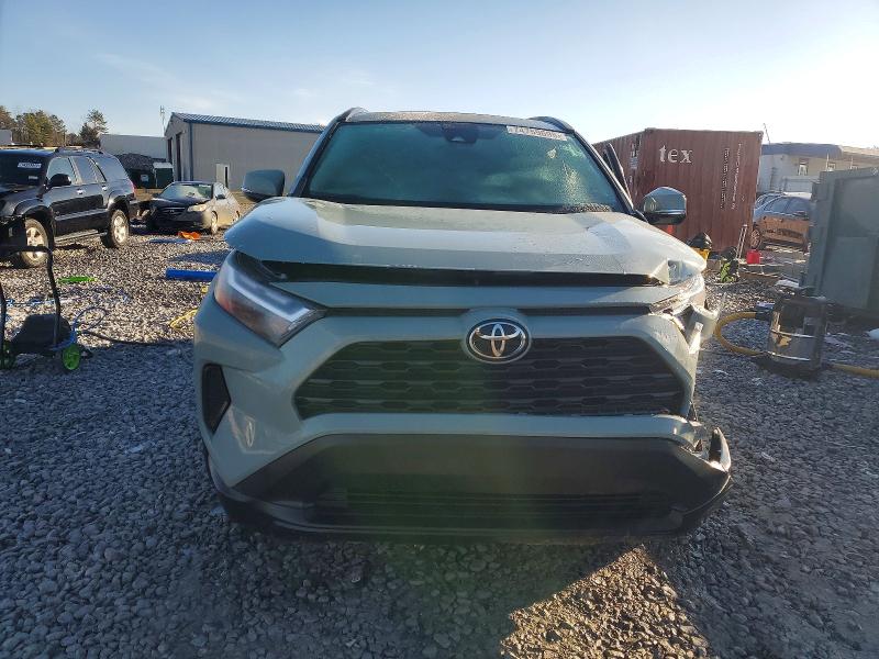 Photo 5 from auction – 2023 TOYOTA RAV4 XLE with VIN 2T3W1RFVXPW251502