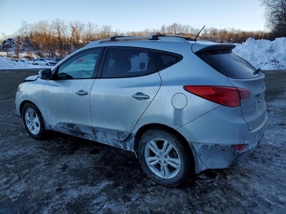 Photo 2 from auction – 2012 HYUNDAI TUCSON GLS with VIN KM8JU3AC2CU514752