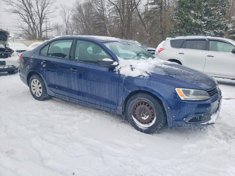 Photo 4 from auction – 2013 VOLKSWAGEN JETTA BASE with VIN 3VW2K7AJ8DM208002