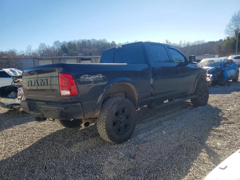 Photo 3 from auction – 2017 RAM 2500 SLT with VIN 3C6UR5DL3HG655728