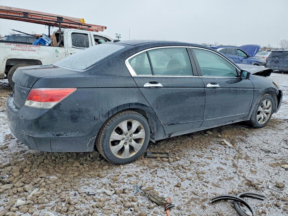 Photo 3 from auction – 2009 HONDA ACCORD EXL with VIN 1HGCP36809A049019
