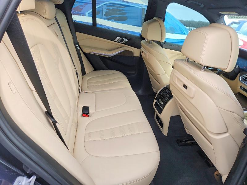 Photo 11 from auction – 2021 BMW X5 with VIN 5UXCR4C08M9F02859