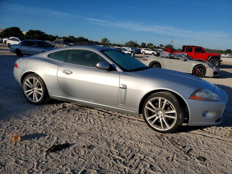 Photo 4 from auction – 2007 JAGUAR XK with VIN SAJDA43B975B05303