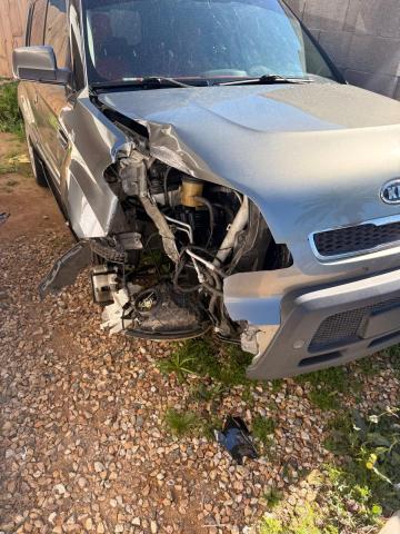 KIA SOUL + 2010 with VIN KNDJT2A22A7044114 - Photo from auction