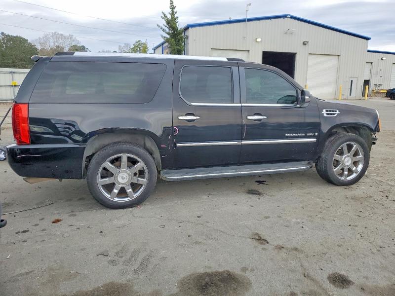 Photo 3 from auction – 2007 CADILLAC ESCALADE E with VIN 1GYFK66887R408315