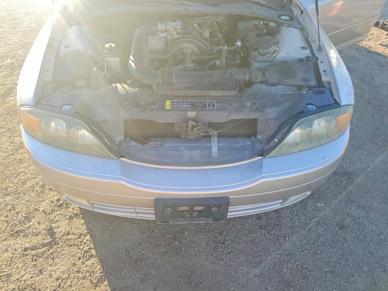 Photo 11 from auction – 2001 LINCOLN LS with VIN 1LNHM87A21Y667798