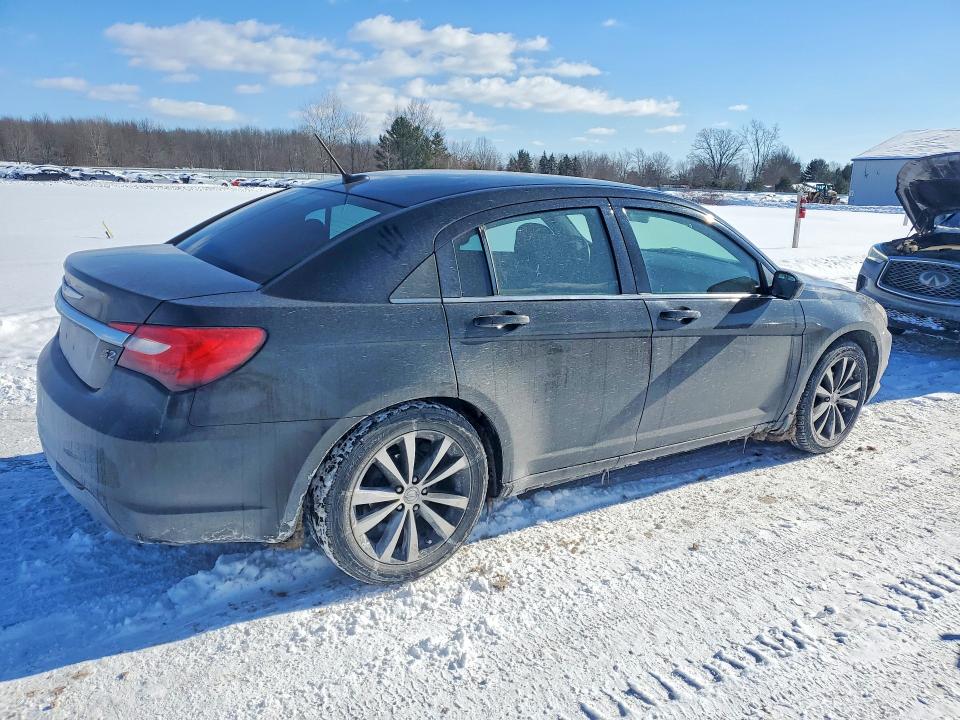 Zdjęcie 3 z aukcji – 2013 CHRYSLER 200 TOURIN z VIN 1C3CCBBB8DN584949