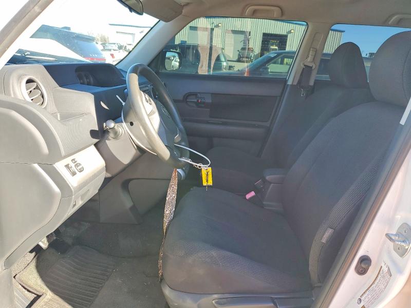Photo 7 from auction – 2008 TOYOTA SCION XB with VIN JTLKE50E081045503