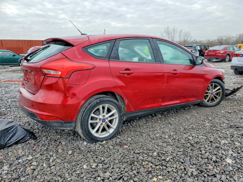 Photo 3 from auction – 2017 FORD FOCUS with VIN 1FADP3K22HL232368