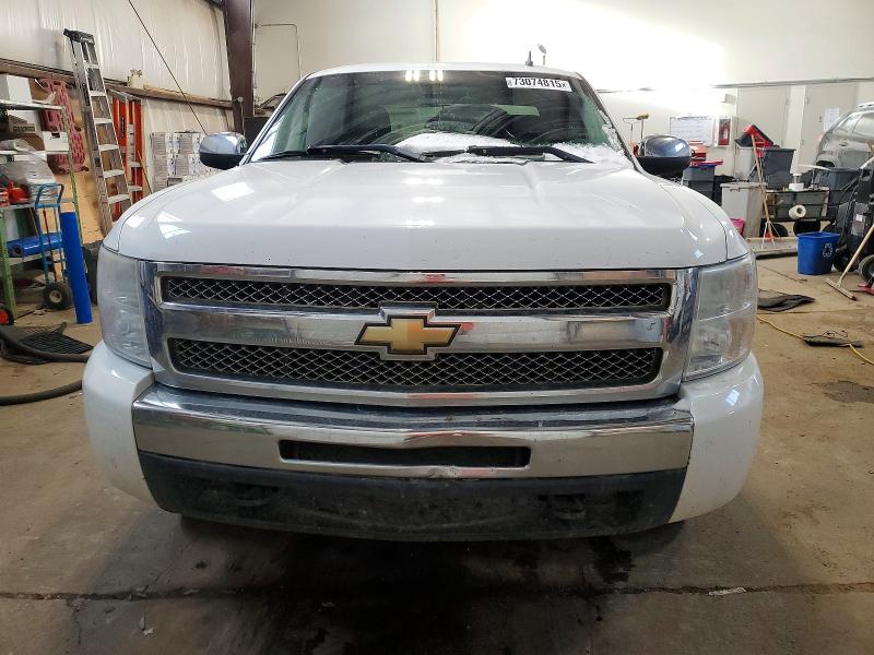 Photo 5 from auction – 2011 CHEVROLET SILVERADO with VIN 1GCRKREA0BZ384755