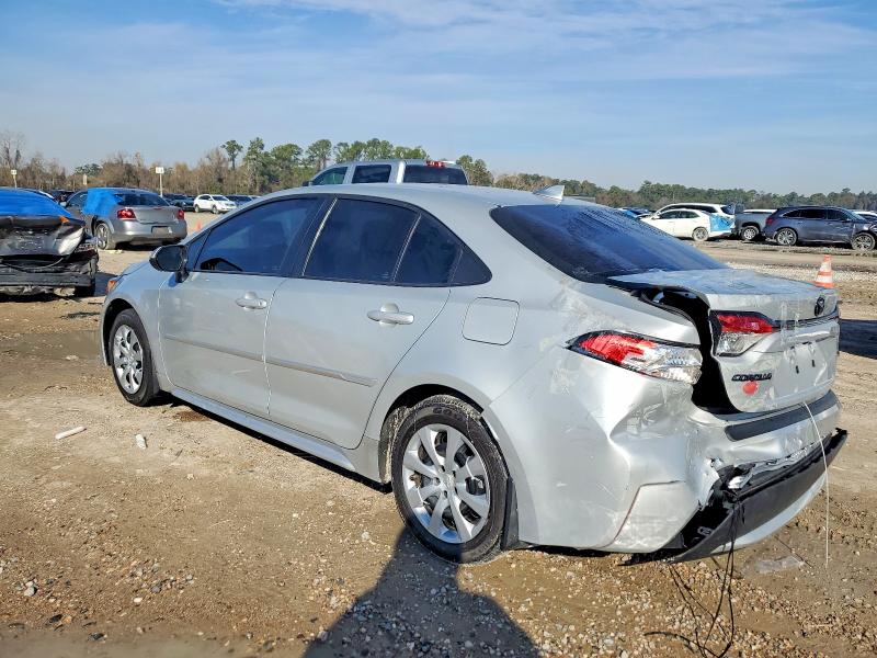 Photo 2 from auction – 2022 TOYOTA COROLLA with VIN 5YFEPMAE1NP311114