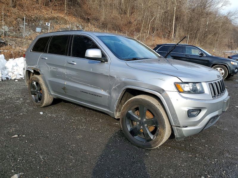 Photo 4 from auction – 2015 JEEP GRAND CHER with VIN 1C4RJFAGXFC213984
