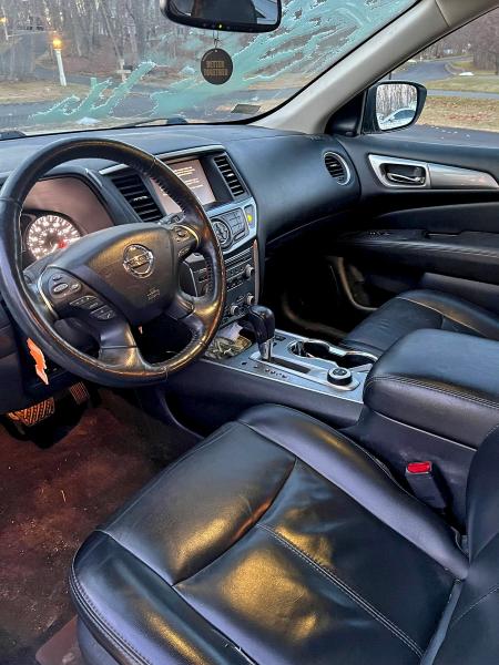 Photo 9 from auction – 2020 NISSAN PATHFINDER with VIN 5N1DR2CM2LC577399