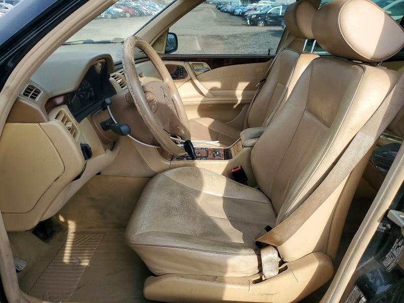 Photo 7 from auction – 2002 MERCEDES-BENZ E 320 with VIN WDBJF65J72B417970