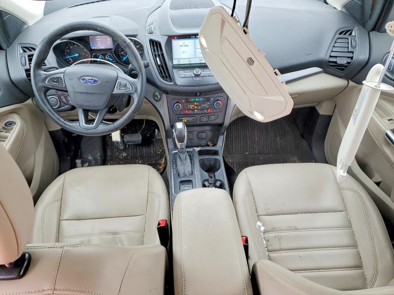 Photo 8 from auction – 2019 FORD ESCAPE SEL with VIN 1FMCU9HD2KUC24780