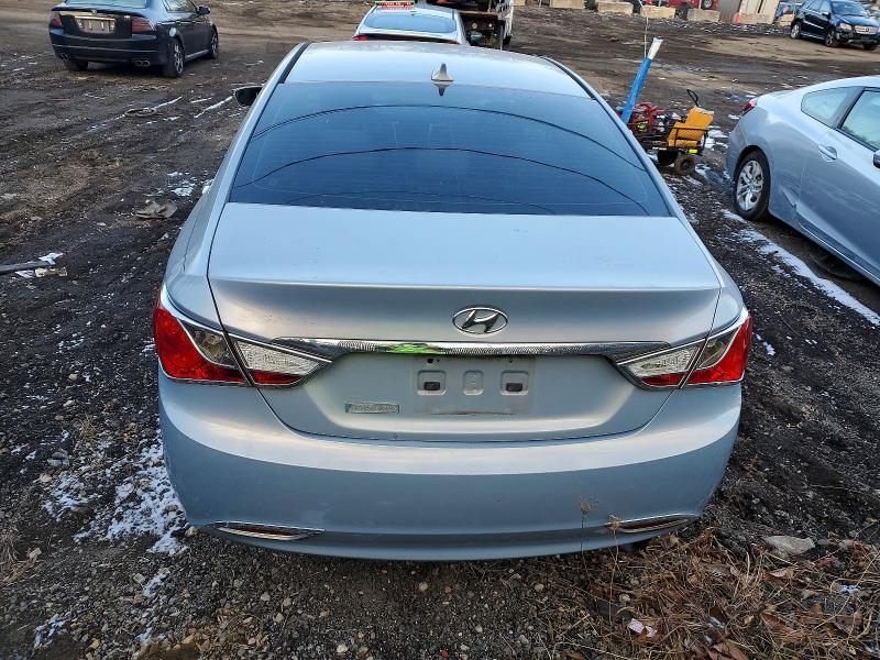 Photo 6 from auction – 2012 HYUNDAI SONATA with VIN 5NPEB4AC2CH311789