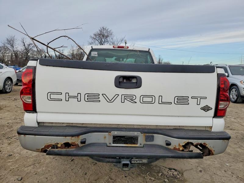Photo 6 from auction – 2005 CHEVROLET SILVERADO with VIN 1GCEC14X15Z147957