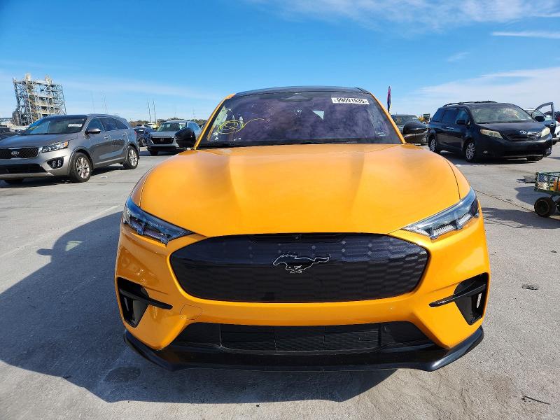 Photo 5 from auction – 2023 FORD MUSTANG MACH-E with VIN 3FMTK4SX9PMA13471